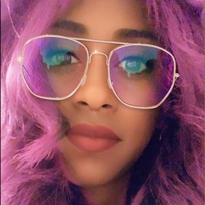 Meet your Posher, Renetta